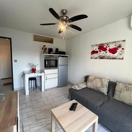 Sol-y-days Cyprianes Pour 4 Personnes, Avec Piscine *
