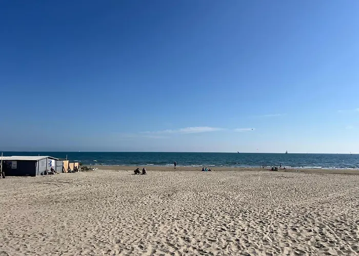 Sol-y-days Cyprianes Pour 4 Personnes, Avec Piscine דירה *